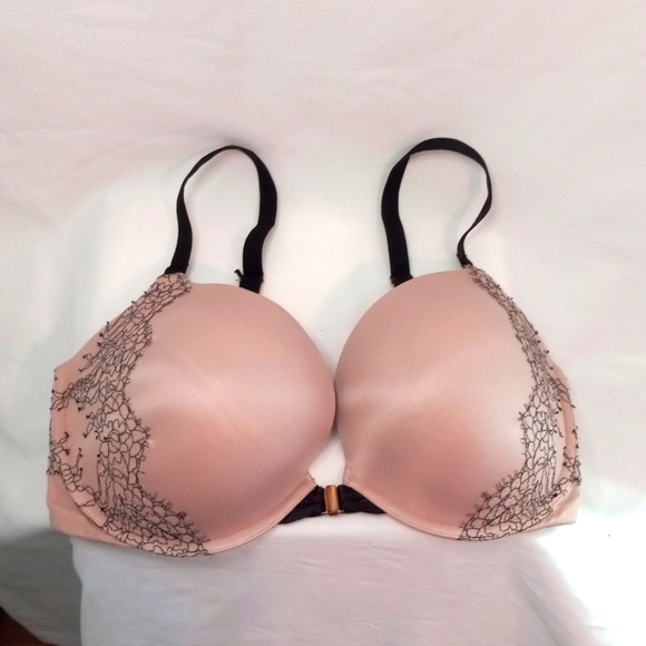 Victoria's Secret push up bra
